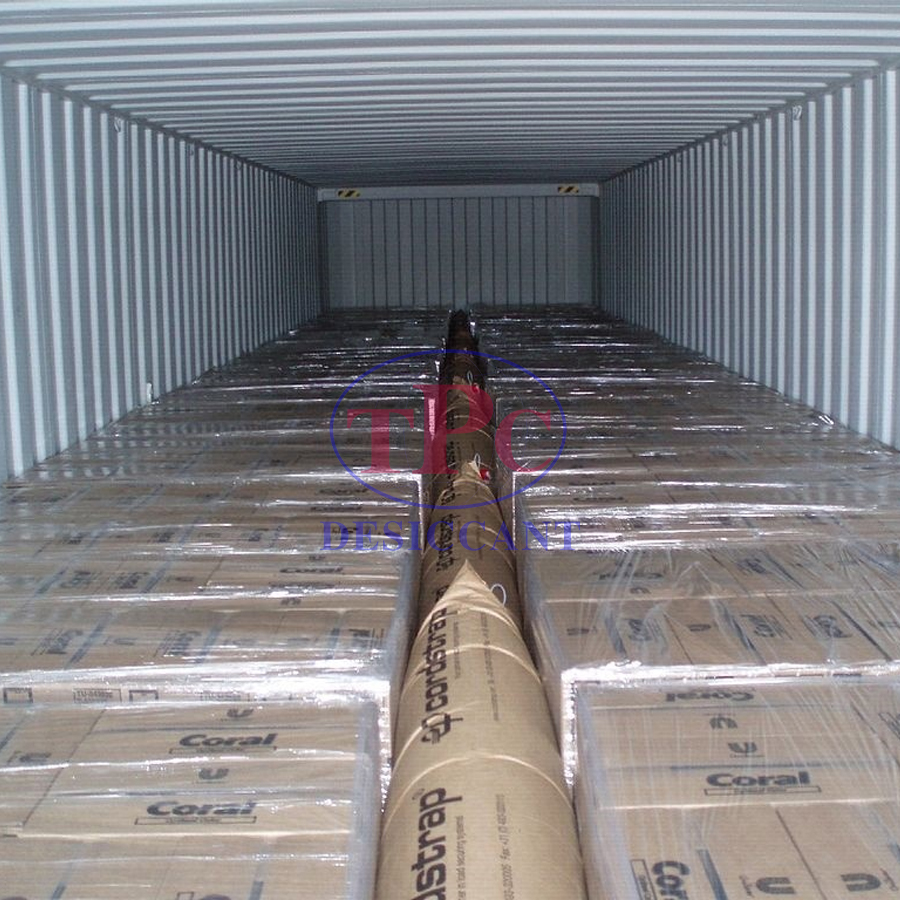 Cách sử dụng hạt hút ẩm treo container