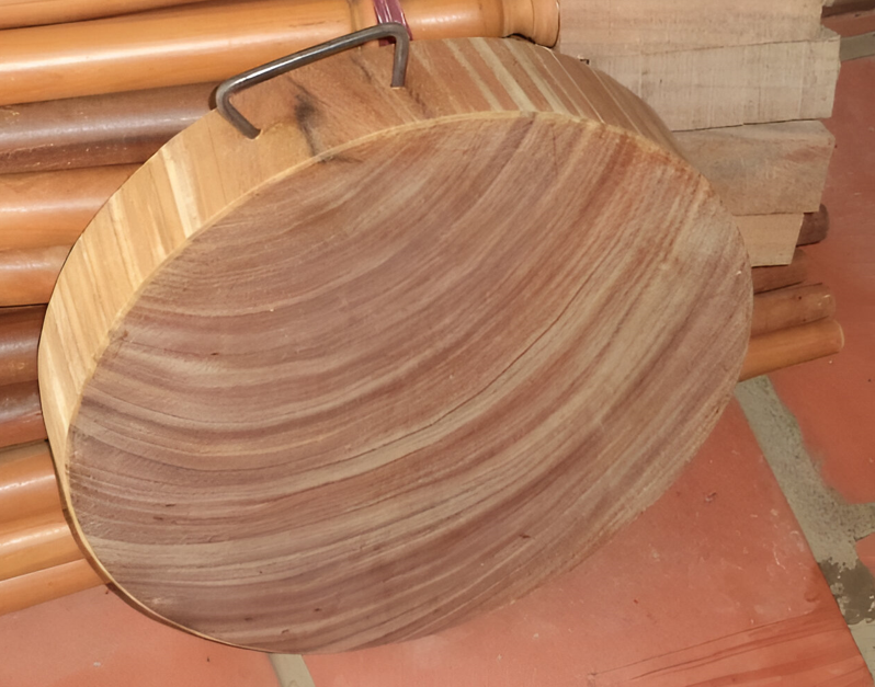 Cách xử lý thớt gỗ nghiến mới mua đúng chuẩn