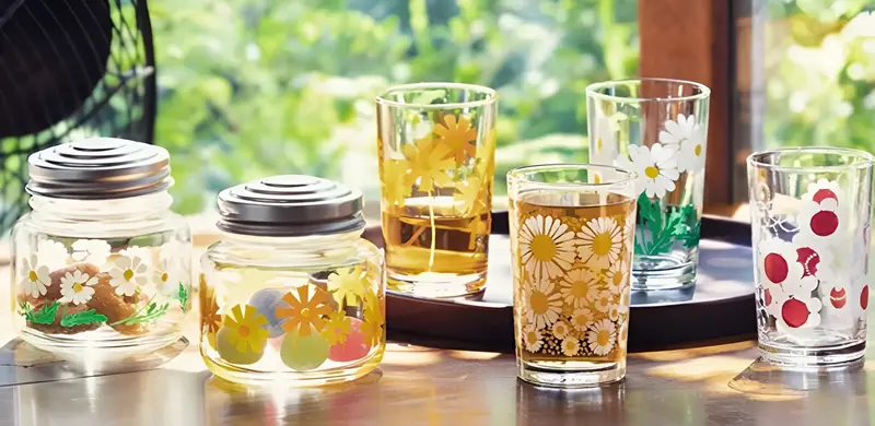 Cất đồ thủy tinh ở những nơi chắc chắn, bằng phẳng