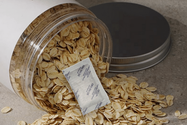 Dùng gói hút ẩm