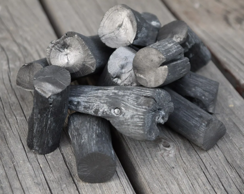 Sử dụng than củi