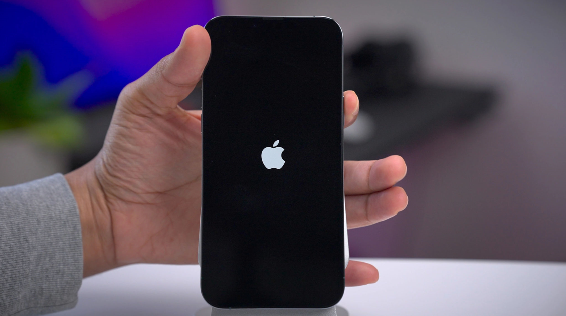 Khởi động lại và kiểm tra điện thoại