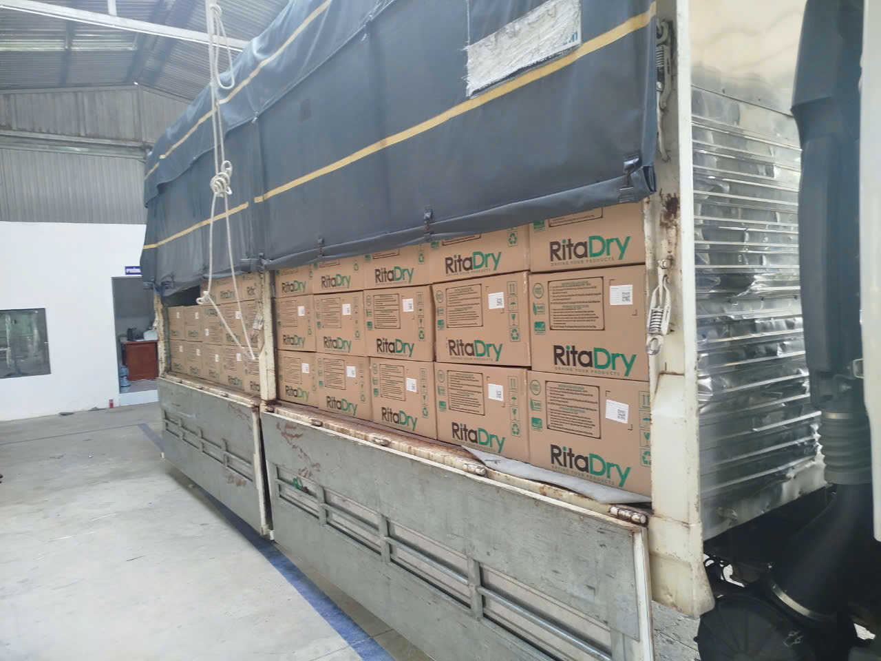 Công Ty TNHH Sản Xuất Hút Ẩm RITA