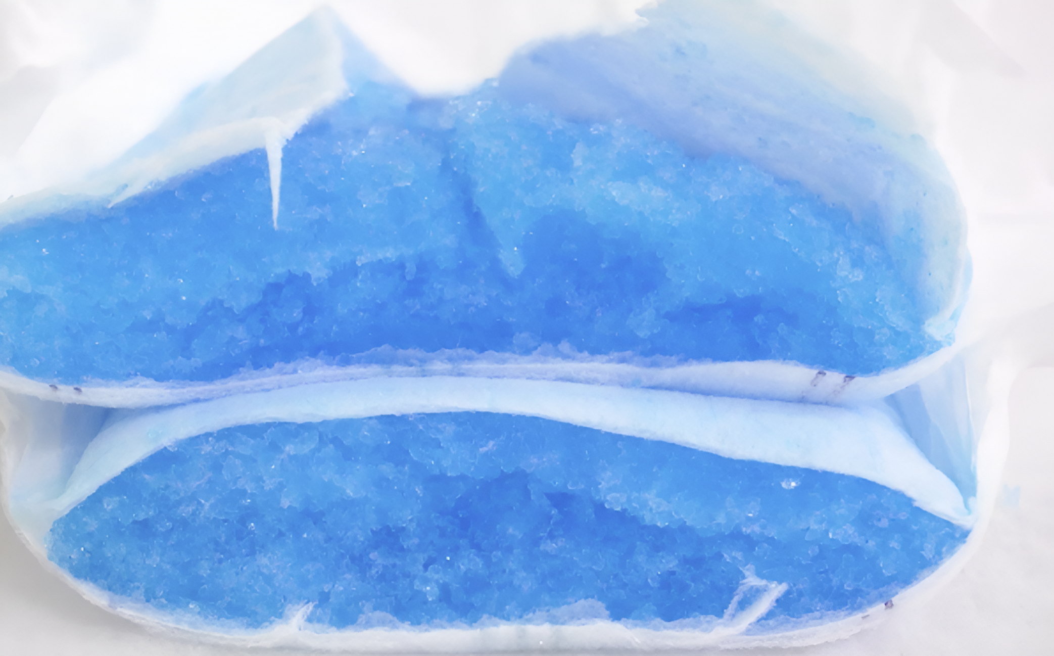 Hạt thấm hút trong bỉm có an toàn cho trẻ sơ sinh không?