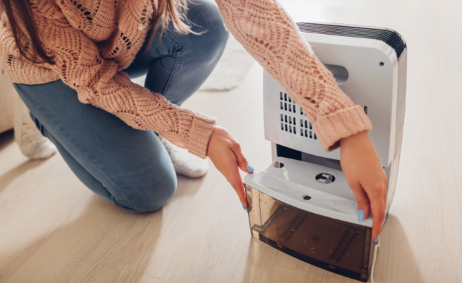 Nước từ máy hút ẩm có dùng được không?