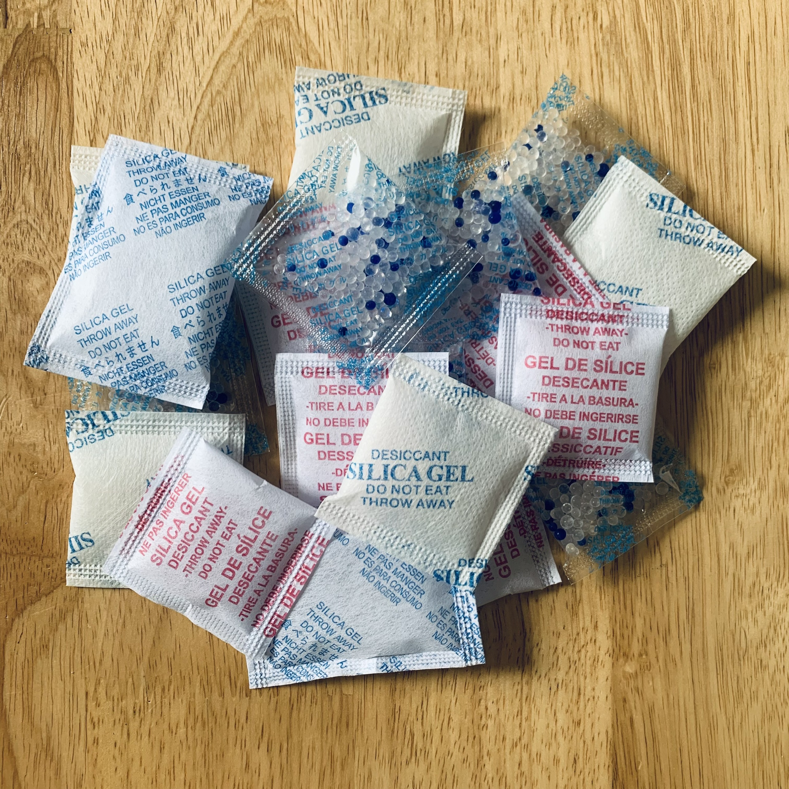 Túi hút ẩm ở Huế - Công Ty TNHH SX & TM Phú Hưng